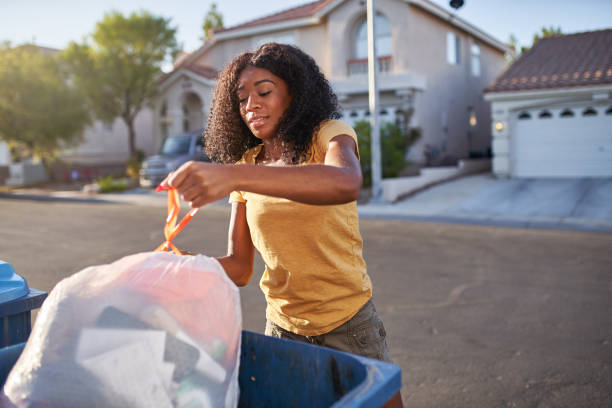 Best Yard Waste Removal  in Sauk Vlage, IL